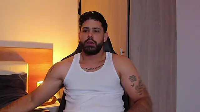 Snapshot of Justyn_Torres chatting on March 8, 2025, 7:31 pm Justyn Torres online show from March 8, 2025, 7:31 pm