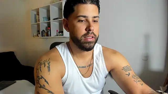 Justyn Torres online show from March 2, 2026, 12:01 pm