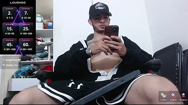 freestyle blake1 online show from November 13, 2025, 12:26 pm