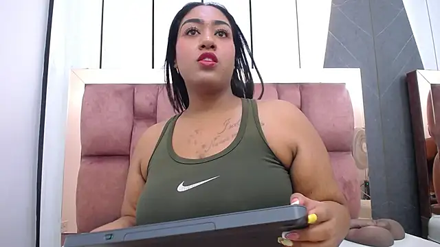 arianna pearl online show from June 20, 2026, 1:25 pm