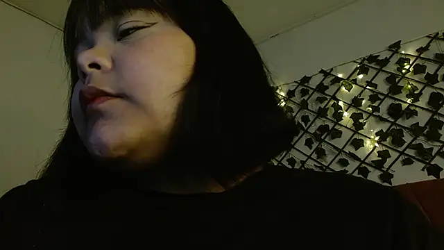 sexychubby    online show from March 21, 2025, 5:43 am