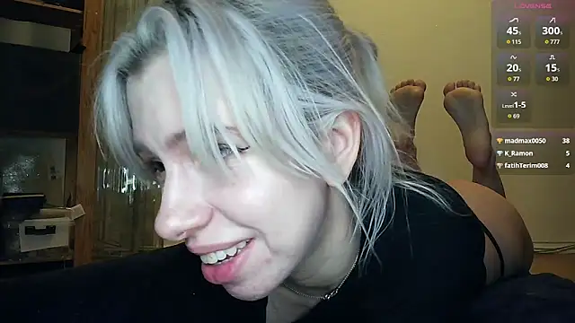 cruellagoth666 online show from May 11, 2026, 9:45 pm
