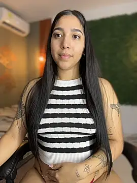 Snapshot of Amandanauty chatting on March 27, 2026, 7:25 am Amandanauty online show from March 27, 2026, 7:25 am