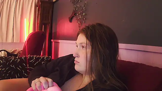 Angelk43 online show from June 19, 2026, 3:00 am
