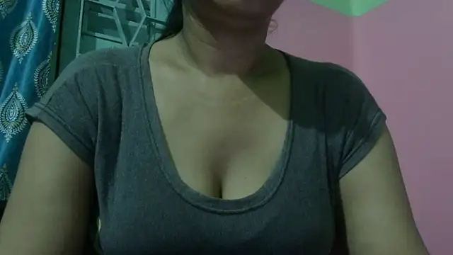 Snapshot of AVNI09- chatting on May 12, 2026, 5:10 pm AVNI09- online show from May 12, 2026, 5:10 pm