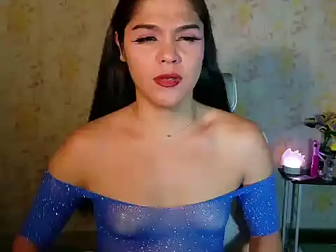 Snapshot of OdessaBODY chatting on September 25, 2025, 7:56 am OdessaBODY online show from September 25, 2025, 7:56 am