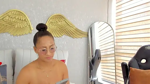 EmmaFerrary online show from February 26, 2026, 4:39 pm