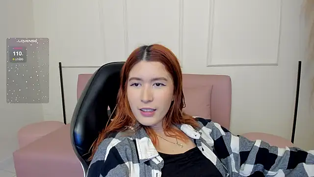 emilyycute  online show from January 31, 2025, 12:18 pm