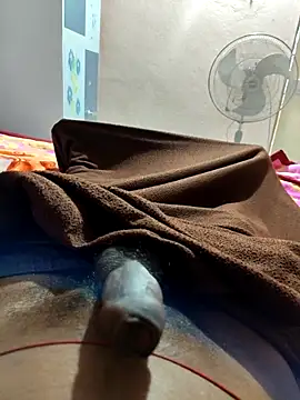 Snapshot of khilkhiladi chatting on October 28, 2025, 9:24 am khilkhiladi online show from October 28, 2025, 9:24 am