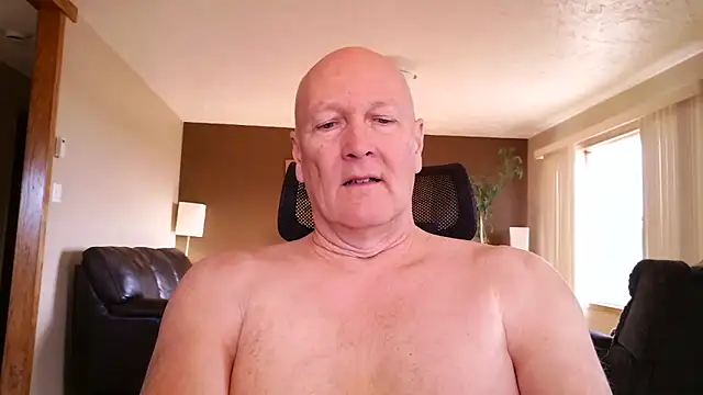 Snapshot of BasicAnt chatting on March 18, 2026, 2:53 pm BasicAnt online show from March 18, 2026, 2:53 pm