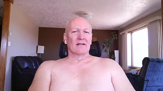 Snapshot of BasicAnt chatting on March 29, 2026, 6:19 pm BasicAnt online show from March 29, 2026, 6:19 pm