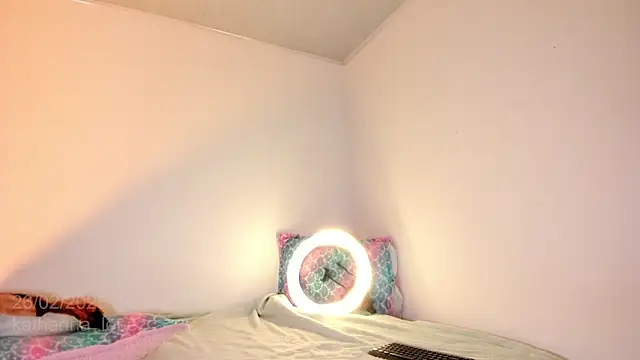 Snapshot of Katharina_Lopez chatting on February 26, 2026, 9:25 pm Katharina Lopez online show from February 26, 2026, 9:25 pm