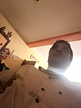 Snapshot of divakar2022 chatting on November 5, 2025, 5:13 pm divakar2022 online show from November 5, 2025, 5:13 pm