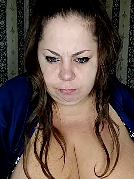 Ginabig online show from November 11, 2025, 8:58 am