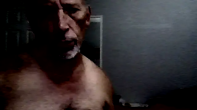 Coesterxh online show from November 4, 2025, 10:03 am