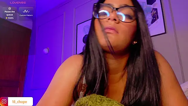 Snapshot of _charlotte11 chatting on October 10, 2025, 1:54 pm charlotte11 online show from October 10, 2025, 1:54 pm