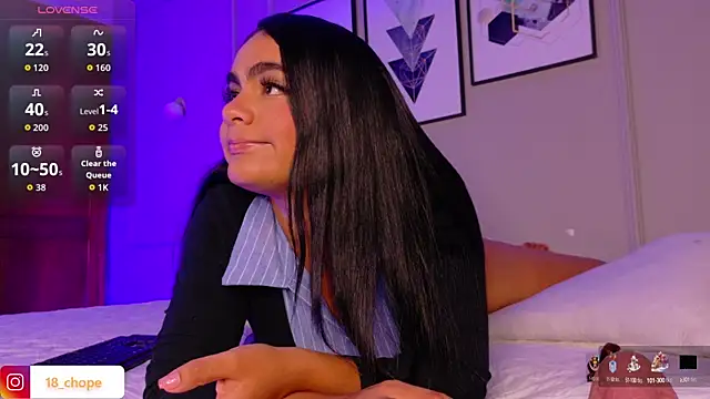 Snapshot of _charlotte11 chatting on October 16, 2025, 1:45 pm charlotte11 online show from October 16, 2025, 1:45 pm