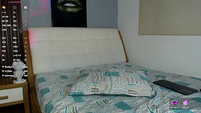 Snapshot of Catalina-sexy chatting on December 18, 2024, 5:04 am Catalina-sexy online show from December 18, 2024, 5:04 am