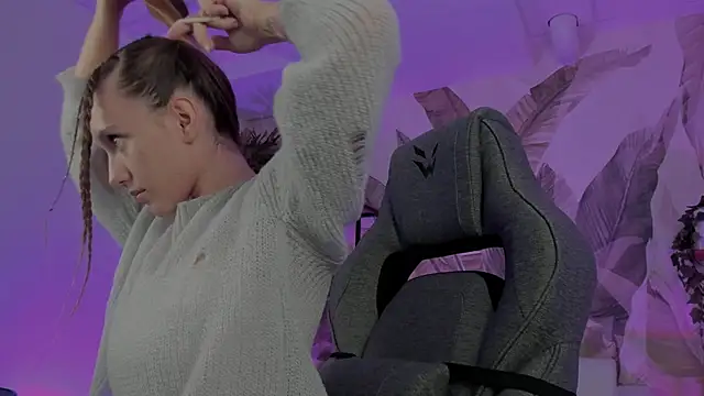 Snapshot of JennyDens chatting on September 25, 2025, 5:55 am JennyDens online show from September 25, 2025, 5:55 am