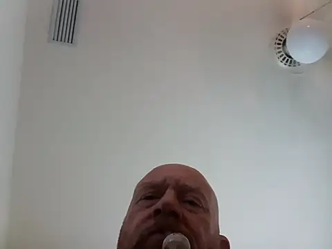 Snapshot of BigBen_and_Friends chatting on September 22, 2025, 12:51 pm BigBen and Friends online show from September 22, 2025, 12:51 pm
