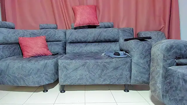 electraaxx online show from March 17, 2025, 2:30 am