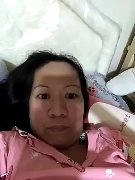 Sweet Lady30 online show from March 15, 2025, 9:05 pm