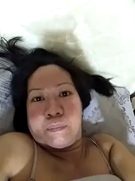 Sweet Lady30 online show from March 17, 2025, 8:40 pm