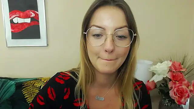 NatalieSexy online show from December 18, 2024, 1:23 pm