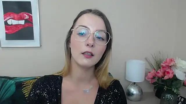 NatalieSexy online show from February 5, 2025, 1:33 pm