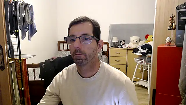 Snapshot of steph19x5 chatting on December 13, 2024, 5:21 pm steph19x5 online show from December 13, 2024, 5:21 pm