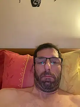 Snapshot of steph19x5 chatting on December 29, 2024, 9:52 pm steph19x5 online show from December 29, 2024, 9:52 pm