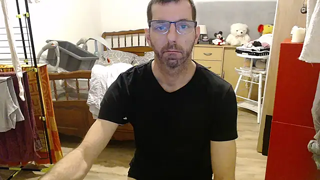 Snapshot of steph19x5 chatting on January 2, 2025, 1:30 pm steph19x5 online show from January 2, 2025, 1:30 pm