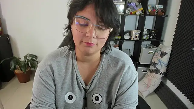 Snapshot of aika-dreams chatting on February 6, 2025, 4:25 pm aika-dreams online show from February 6, 2025, 4:25 pm