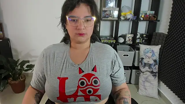 Snapshot of aika-dreams chatting on February 20, 2025, 1:08 pm aika-dreams online show from February 20, 2025, 1:08 pm