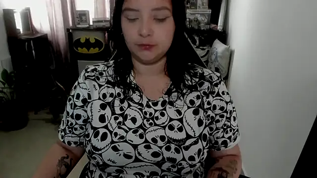 aika-dreams online show from May 8, 2026, 2:33 pm