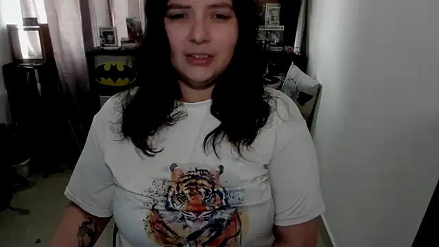 aika-dreams online show from June 15, 2026, 2:41 pm