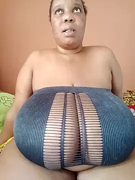 Lovelyboobs01 online show from January 10, 2025, 10:17 am