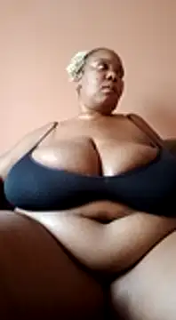 Lovelyboobs01 online show from February 2, 2025, 11:51 am