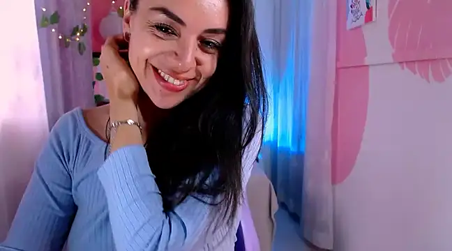 Snapshot of LATINGODDESS_X chatting on February 13, 2025, 9:38 pm LATINGODDESS X online show from February 13, 2025, 9:38 pm