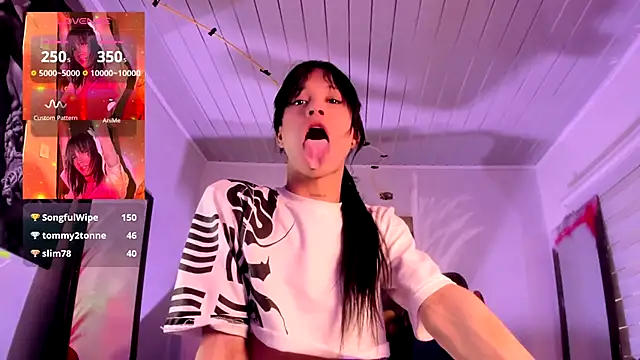 Snapshot of stormytt_ chatting on September 27, 2025, 12:54 pm stormytt  online show from September 27, 2025, 12:54 pm