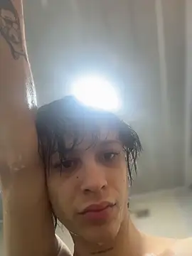 Snapshot of stormytt_ chatting on September 29, 2025, 12:21 pm stormytt  online show from September 29, 2025, 12:21 pm