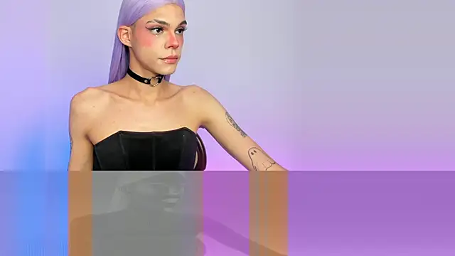 Snapshot of Varya_Ferreira chatting on October 17, 2025, 10:56 pm Varya Ferreira online show from October 17, 2025, 10:56 pm