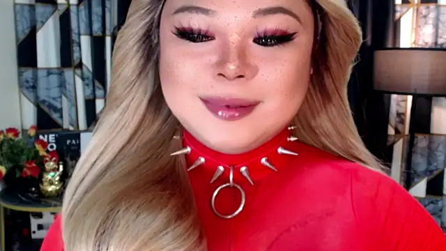 Mistress DOMnicaaxx online show from October 2, 2025, 12:23 pm