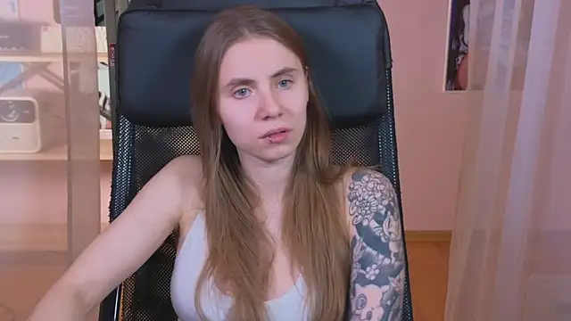 Snapshot of _AnnaStark_ chatting on September 30, 2025, 7:41 pm  AnnaStark  online show from September 30, 2025, 7:41 pm