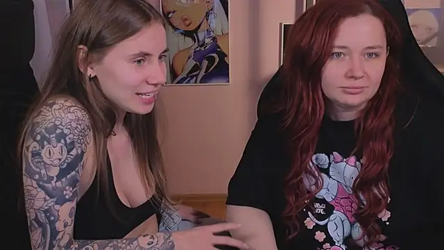 Snapshot of _AnnaStark_ chatting on October 5, 2025, 8:12 am  AnnaStark  online show from October 5, 2025, 8:12 am