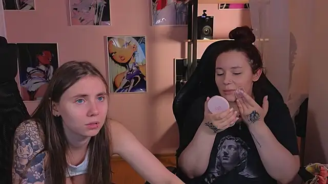 Snapshot of _AnnaStark_ chatting on October 9, 2025, 8:07 pm  AnnaStark  online show from October 9, 2025, 8:07 pm