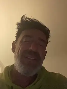 maxximere online show from November 18, 2025, 1:55 am