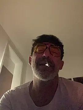 maxximere online show from March 20, 2026, 11:42 pm