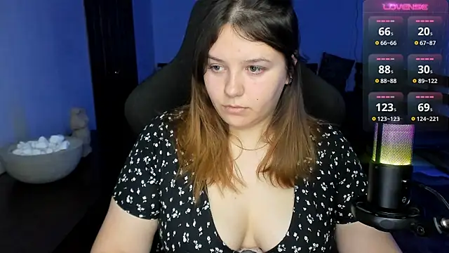 XNirvanaX online show from December 10, 2024, 3:09 am