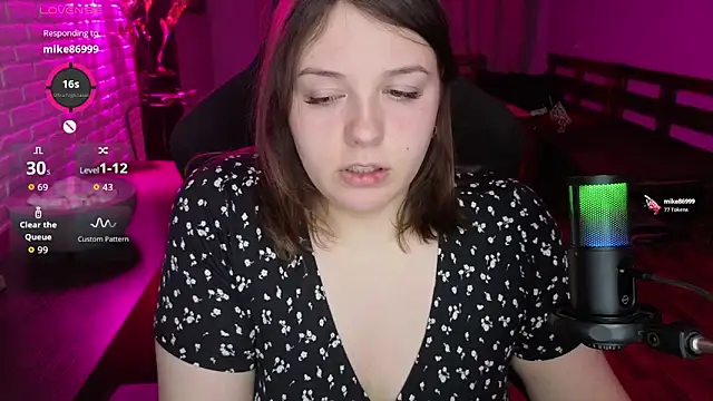 XNirvanaX online show from June 17, 2026, 11:49 pm